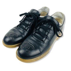Chanel Black Leather Leisure Lace Up Sneaker 42